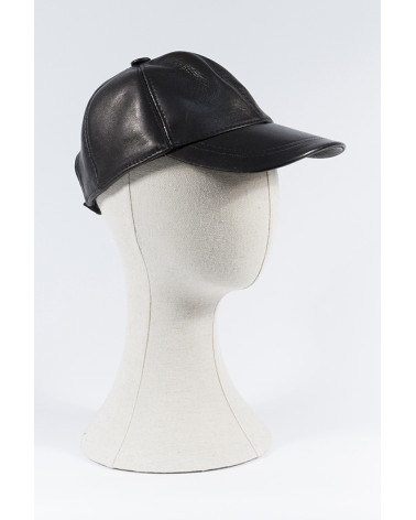 gorra de cuero