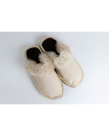 zapatillas destalonadas con pelo