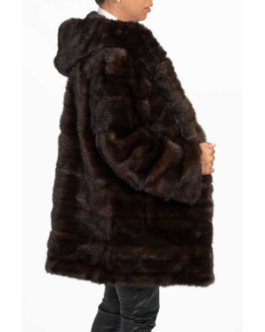 CHAQUETÓN DE VISÓN CON CAPUCHA