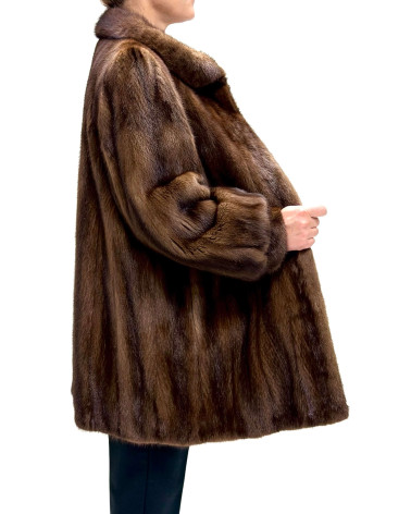 ABRIGO LOMOS DE VISÓN