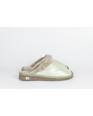 zapatillas destalonadas con pelo