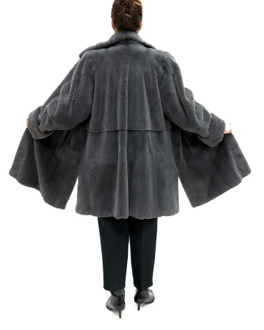 ABRIGO DE VISÓN DESPINZADO