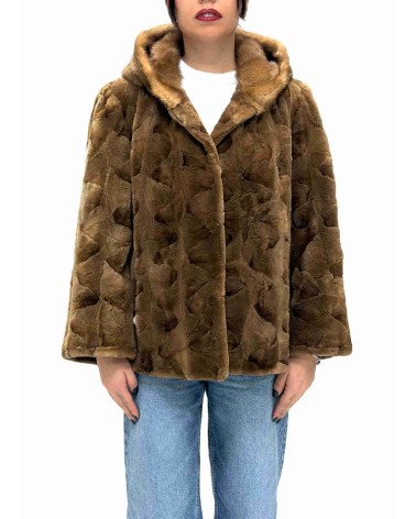 CHAQUETÓN DE VISÓN CON CAPUCHA