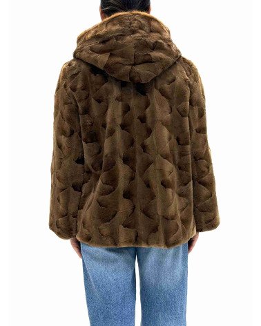 CHAQUETÓN DE VISÓN CON CAPUCHA