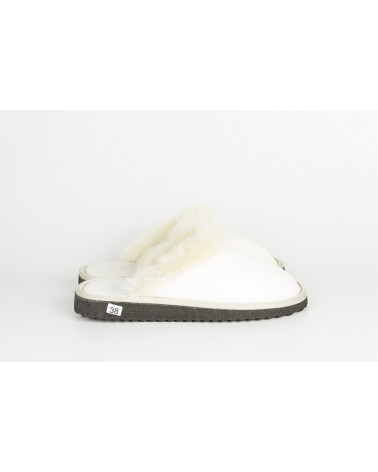 zapatillas destalonadas con pelo